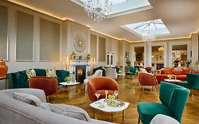 Cork's Vienna Woods Hotel&Villas